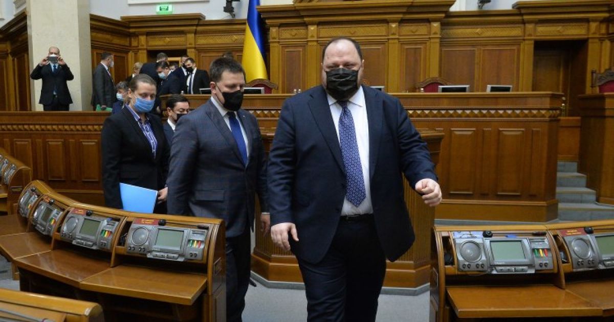 Стефанчук: Рада працює у штатному режимі, а за необхідності - і 24/7