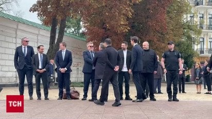 Віткофф і Кушнер прибули до Києва і зустрілися із Зеленським на Софійській площі
