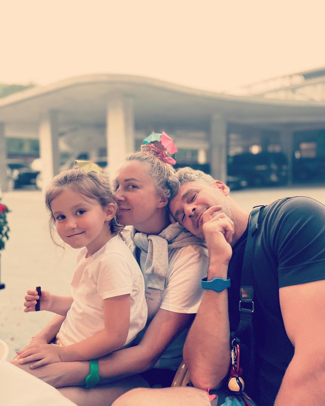 Тоня Матвиенко и Арсен Мирзоян с дочерью Ниной / © instagram.com/tonya_matvienko