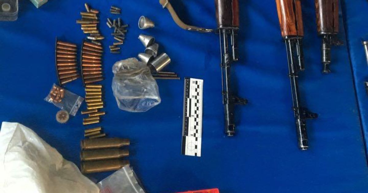 Нелегальна зброярня в Києві_03