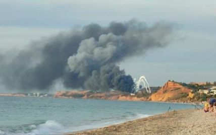 В Крыму горит аэропорт "Бельбек"