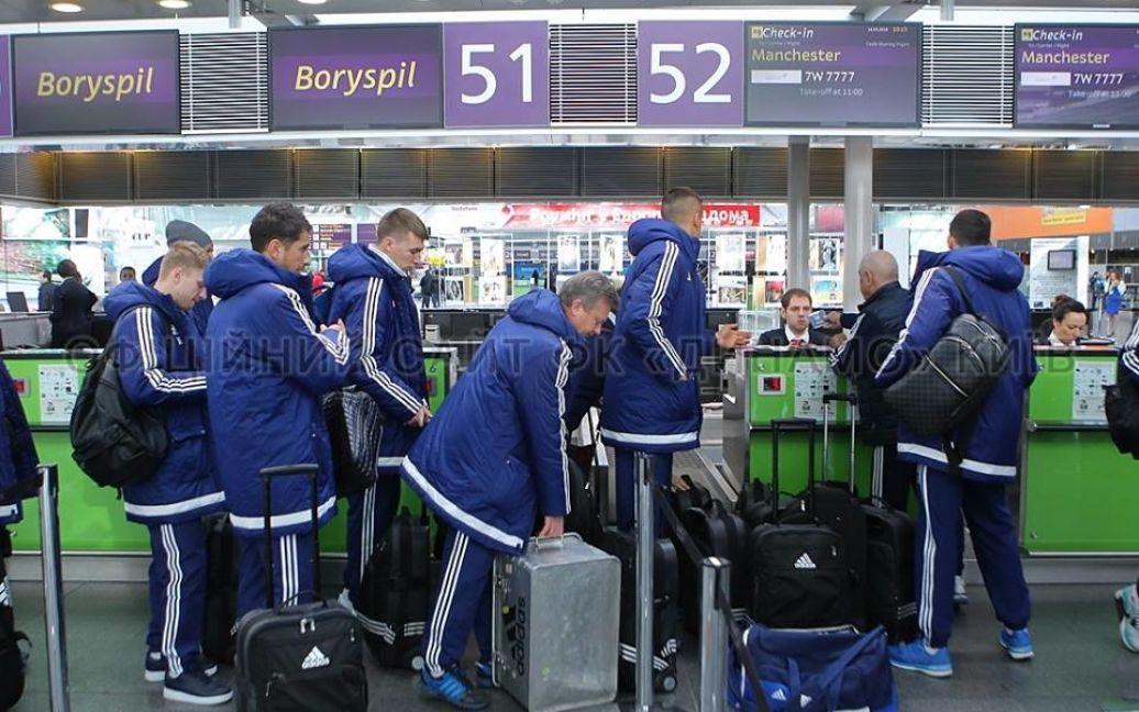 "Динамовцы" в аэропорту Борисполя. / © ФК Динамо Киев