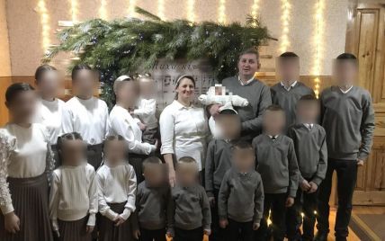 "Будем рожать всех, кого дает Бог": 42-летняя мать 16 детей из Львовщины рассказала, как живет их семья