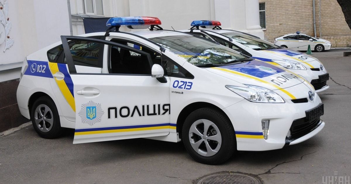 На миколаївській АЗС переплутали бензин і дизпаливо: зіпсовано машини поліції