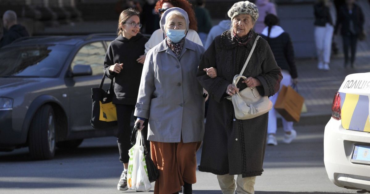 Ситуація гірша, ніж торік: Садовий попередив львів'ян про посилення карантину