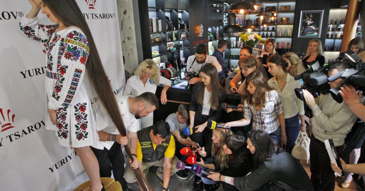 Украинка установила новый национальный рекорд на самую длинную косу