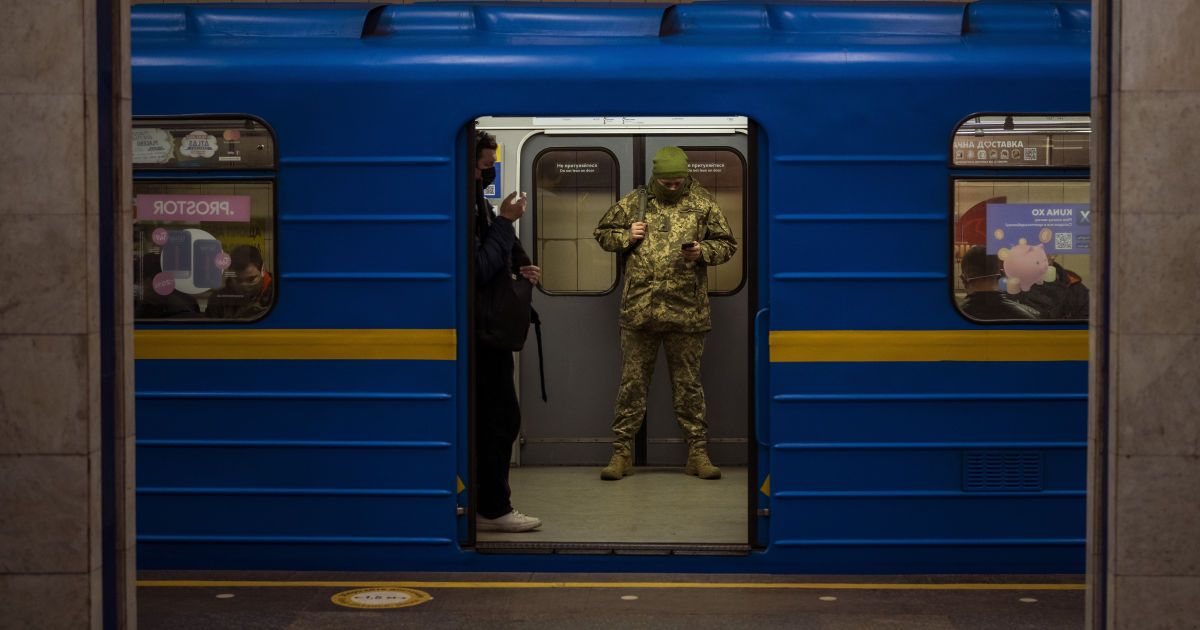 У метрополітені Києва відновила роботу станція "Берестейська"