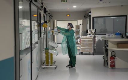 В Киеве новая вспышка коронавируса: болеют даже новорожденные, самому младшему — 18 дней