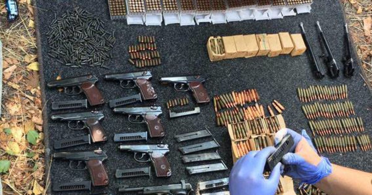 зброя в маріуполі_3 / © ГУ Національної поліції в Донецькій області