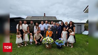 Насчитала аж 110 детей, внуков, правнуков и праправнуков!