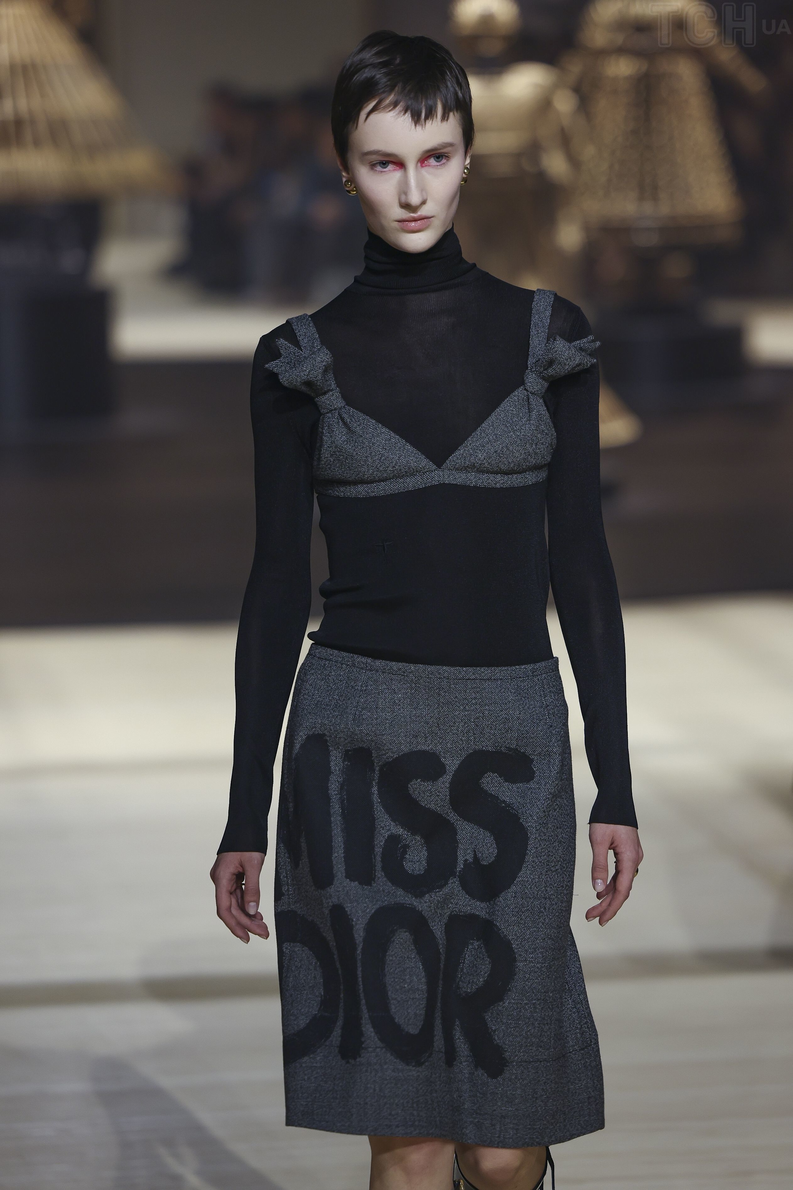 Baby Dior ジャガード　トップス Бренд Dior представил коллекцию осень-зима 2024-2025 - фото — Писк