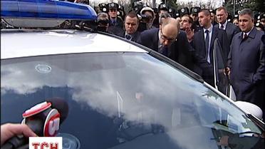 Яценюк покатав Авакова на патрульному автомобілі майбутньої поліції