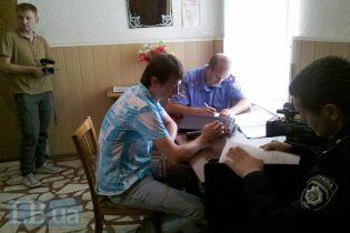 У Врадіївці затримали журналіста і оператора 1+1