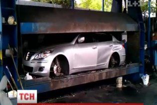У украинцев смогут отобрать автомобили, которые признают угрозой для экологии