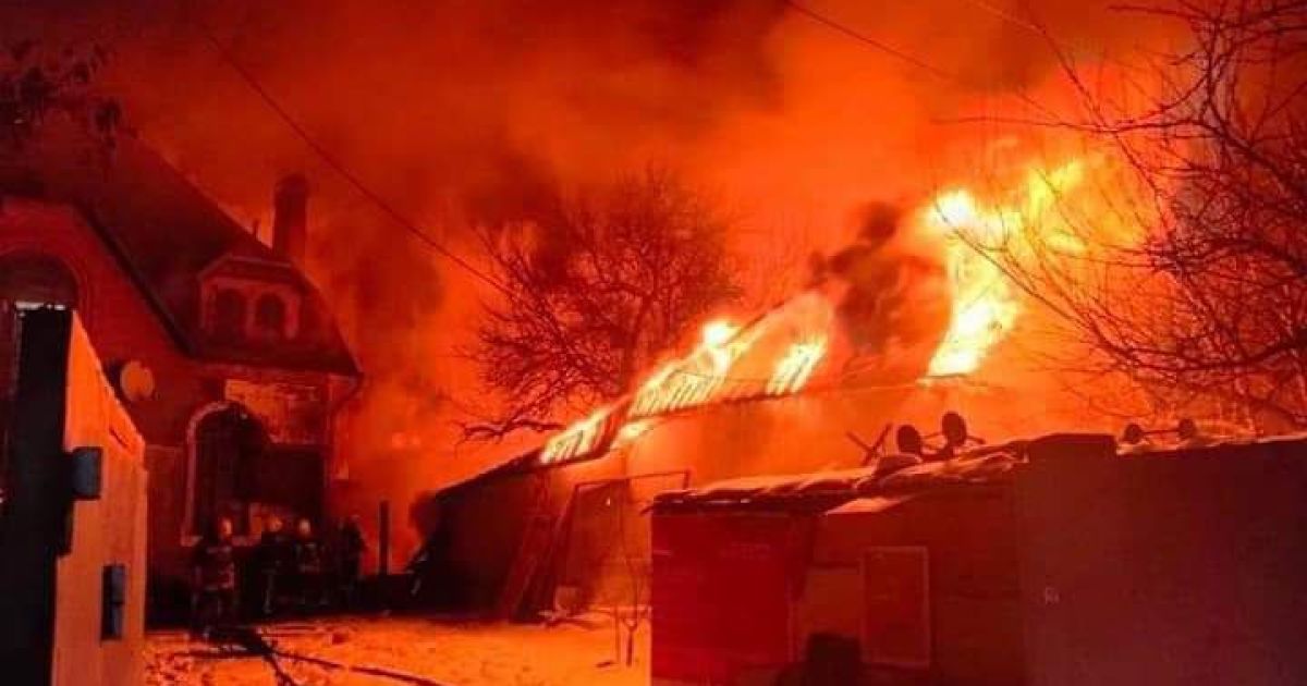 Варварська атака Харкова окупантами: під завалами знайшли тіла ще 7 людей, загалом знищено 600 будинків (фото)