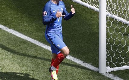 Лідер збірної Франції став воротарем та гідно відбив декілька пострілів
