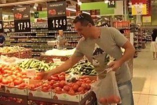Українці переплачують за продукти в магазинах до 50%