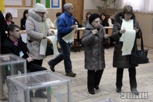 Почти половина украинцев до сих пор не определились, за кого голосовать на президентских выборах