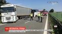 У Чехії шкільний автобус врізався у фуру: 17 дітей шпиталізовано