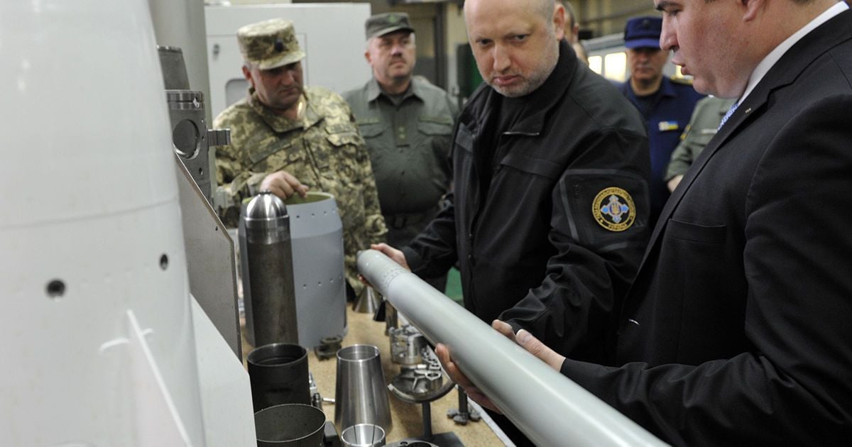 800 предприятий готовы переключить на производство снарядов для украинской армии