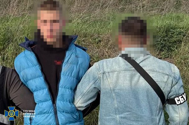 В Кривом Роге подросток по заказу РФ пытался уничтожить синагогу и авто ВСУ (фото)