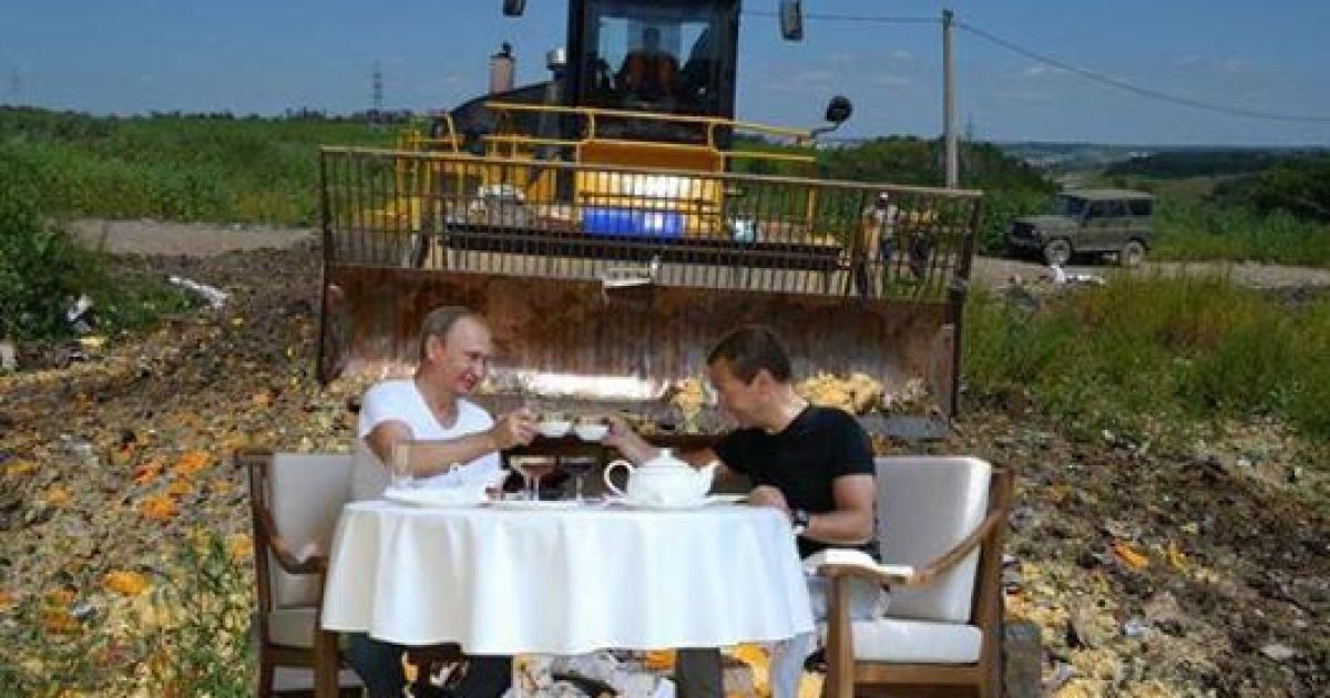 Юзеры иронично высмеяли показательную тренировку Путина и Медведева / © соцмережі