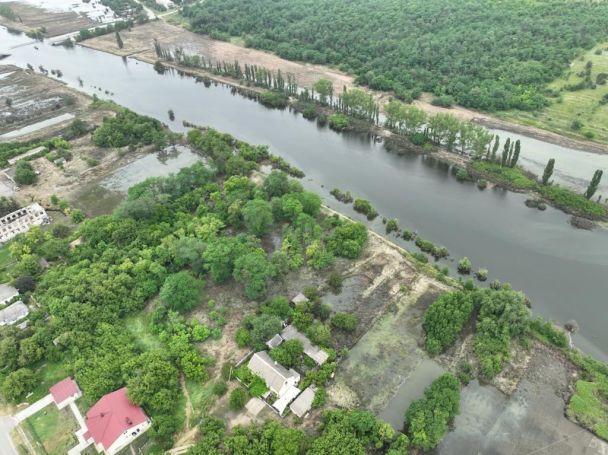 Село Калинівське на Херсонщині після підриву Каховської ГЕС.