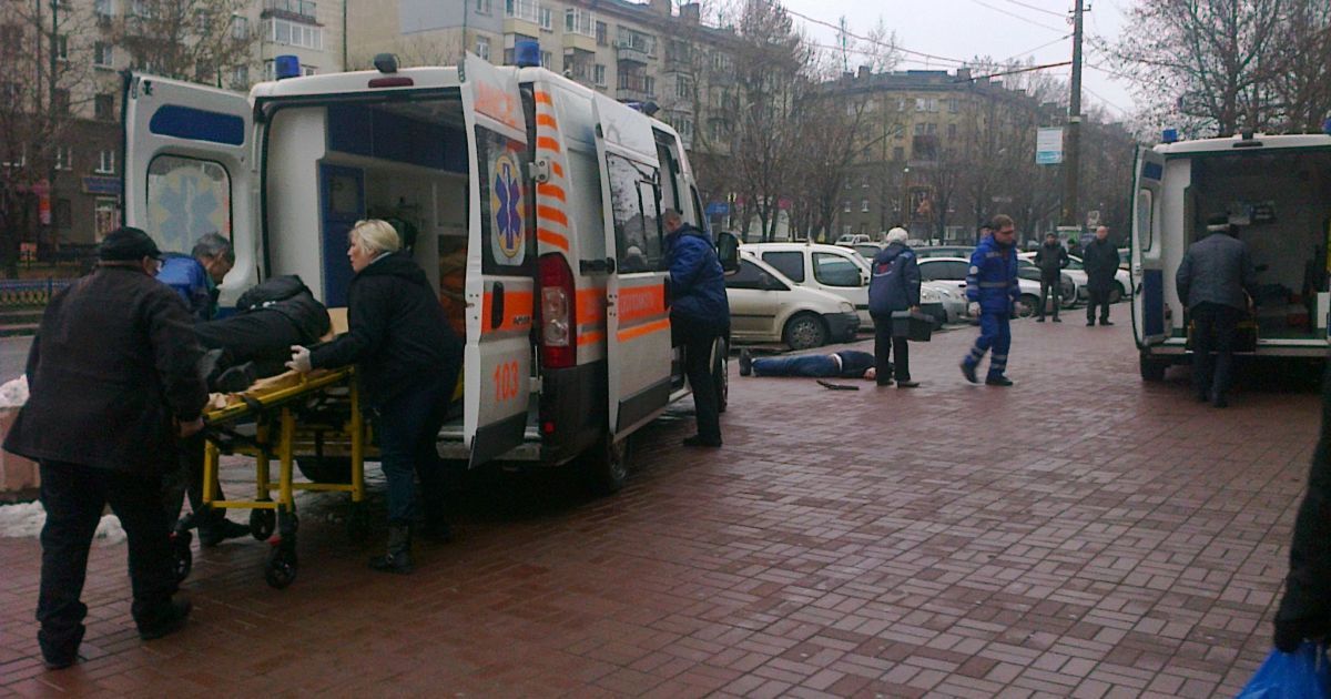 Очевидці стверджують, що чоловік застрелився сам