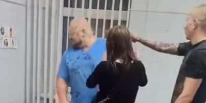 В Ровно пьяный пациент напал на врача и распылил слезоточивый газ ему в лицо: фото, видео