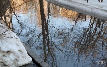 Потепление в Киеве: улицы столицы превратились в реки