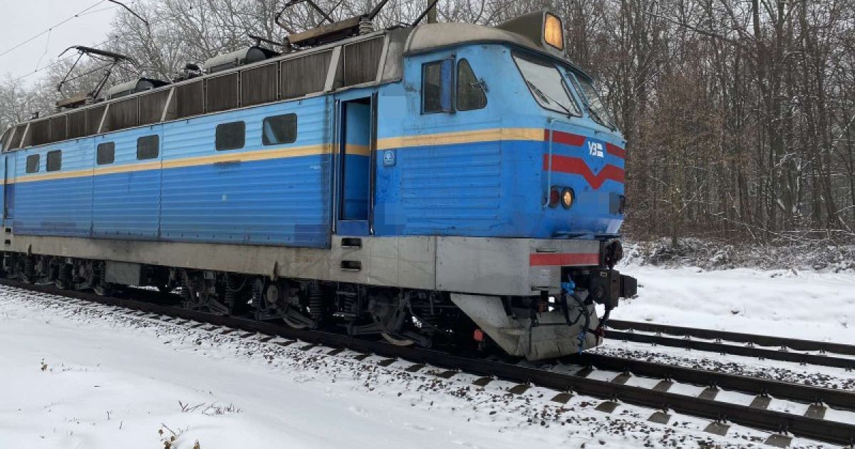Ракетная атака: обесточенные участки железной дороги в четырех областях
