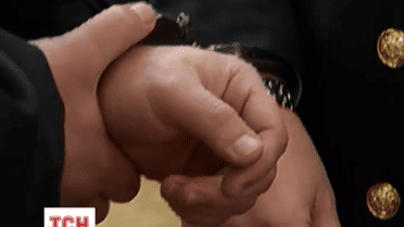 На засіданні Уряду одягли кайданки на Сергія Бочковського та його заступника