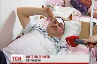 Титушки зі зброєю напали на селище у Бориспільскому районі