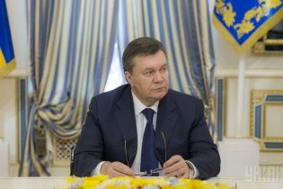 Бригинец заявил, что Янукович и его сторонники скрываются в монастыре