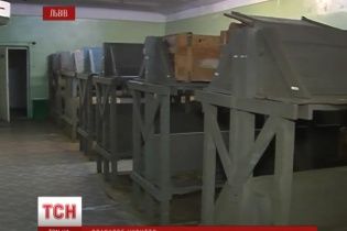 На Львівщині почали перевірку бомбосховищ