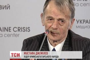 Джемилев заверил, что крымские татары не будут отступать с полуострова