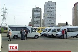 Стрельба возле метро в Киеве стала следствием бизнес-конфликтов среди перевозчиков