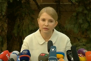 Глава Бундестагу порівняв Тимошенко з Януковичем
