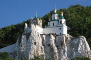 В УПЦ МП переконують, що Святогірська Лавра не перетворюється на фортецю сепаратистів