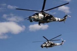Шесть боевых вертолетов РФ нарушили воздушное пространство Украины