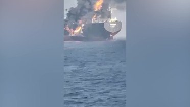Російський нафтовий танкер загорівся в затоці між Іраном та ОАЕ