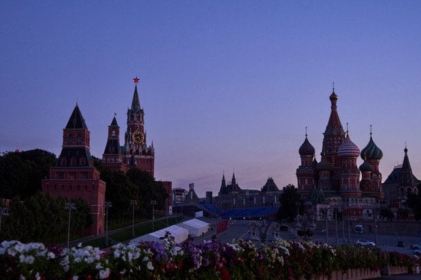 Две страны отказались от участия в российском аналоге "Евровидения"