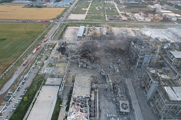 Взрыв на химзаводе в Китае: есть погибшие и пропавшие без вести