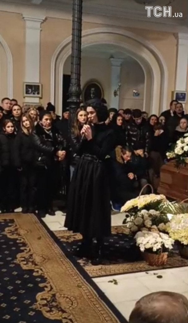 Прощання з ADAM у Києві — вдова / © ТСН