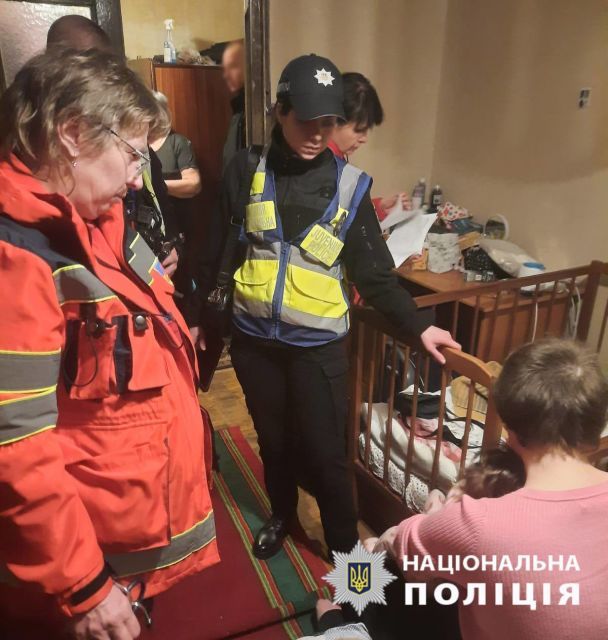 У Києві вилучили немовля у п’яної матері / © Поліція Києва / Facebook