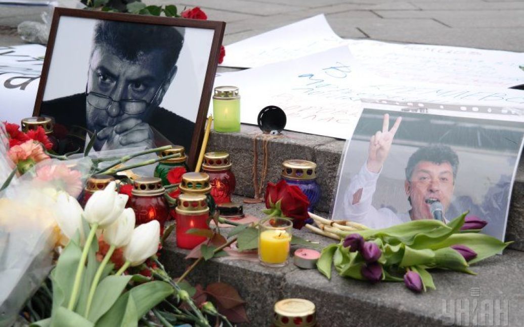 В Киеве проводят акции памяти Бориса Немцова / © УНІАН