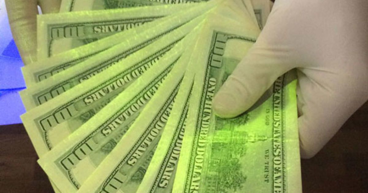 На Львівщині заступника голови міськради схопили на хабарі