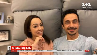 "Ми полюбляємо грати в різні ігри": Катерина Кухар та Олександр Стоянов про участь у шоу "Ліпсінк батл"