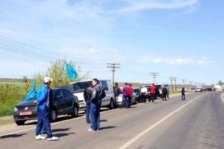Крымские татары прорвались в Херсонскую область на выборы президента Украины