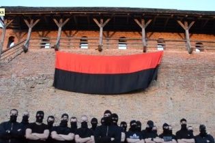 "Черные человечки" из Волыни на видео обещают отомстить за погибших под Волновахой земляков
